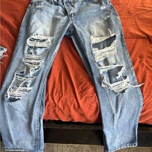 Women’s distressed ankle jeans